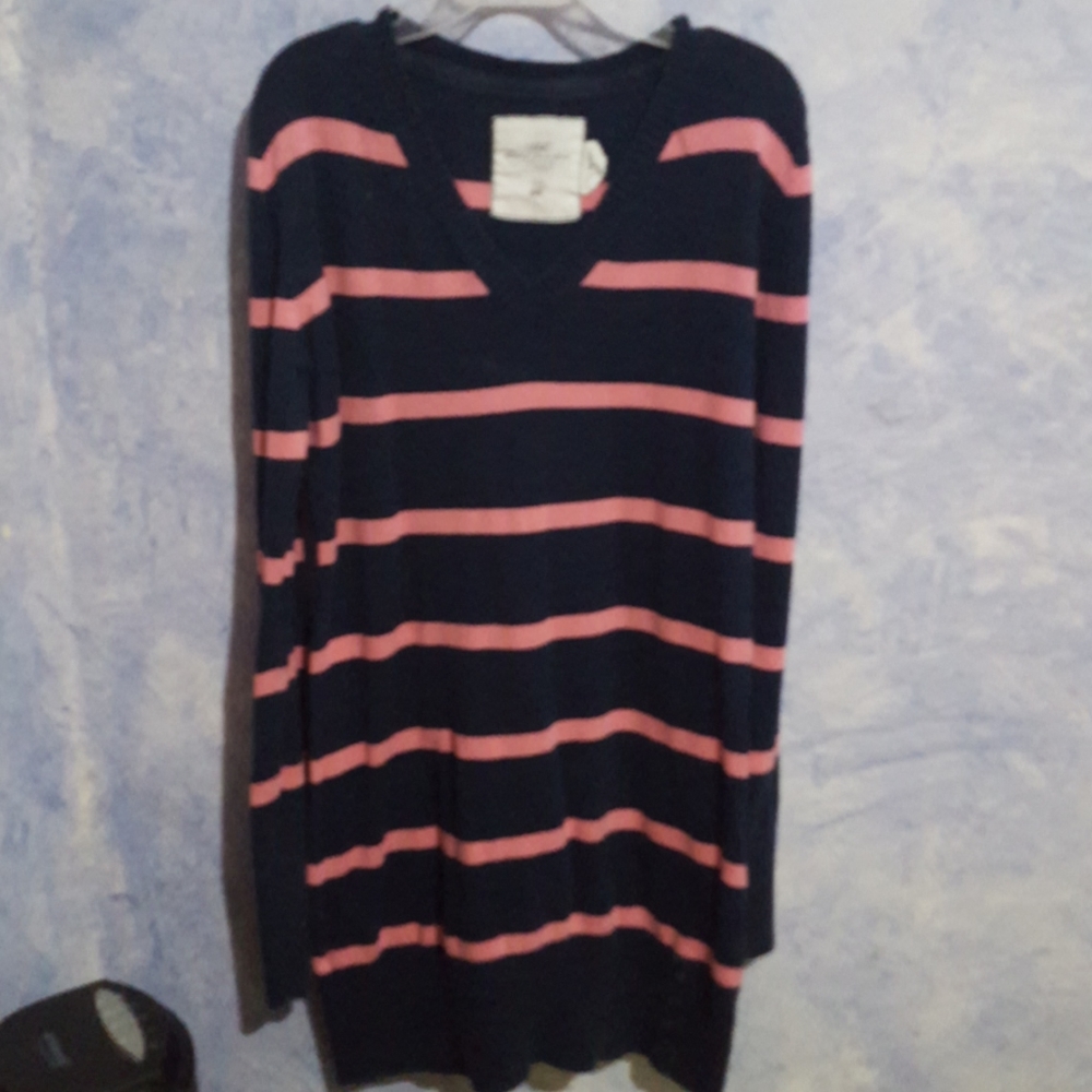 (3 FOR $20) Kids long shirt/light sweater